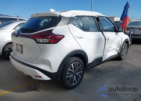 2022 Nissan Kicks Sv Xtronic Cvt из США, поврежденный, VIN 3N1CP5CV3NL497345
